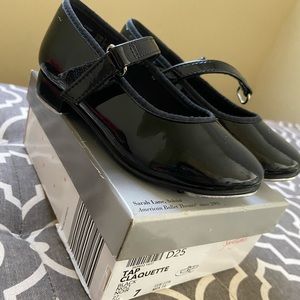 Children’s tap shoes